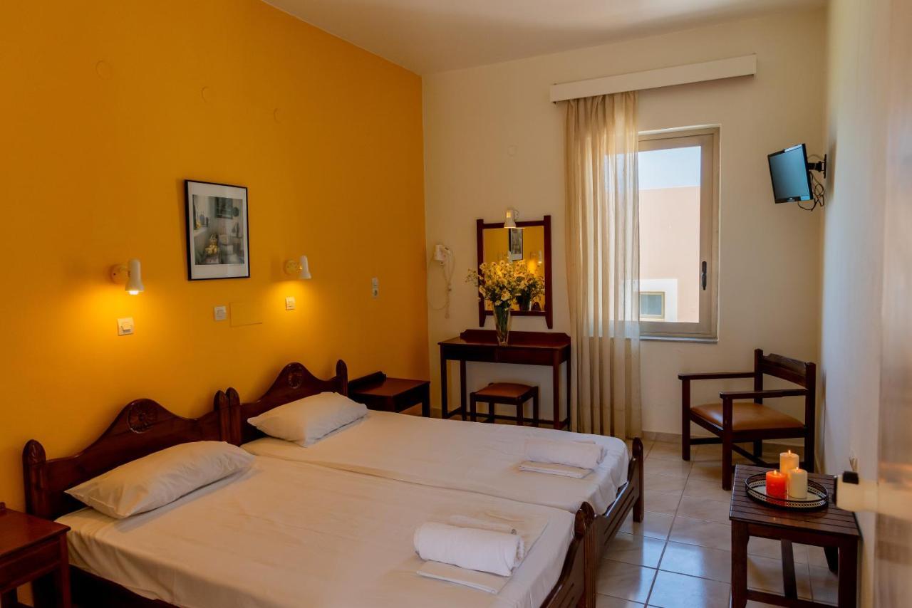 Almyra Apartments & Suites Sfakaki Luaran gambar