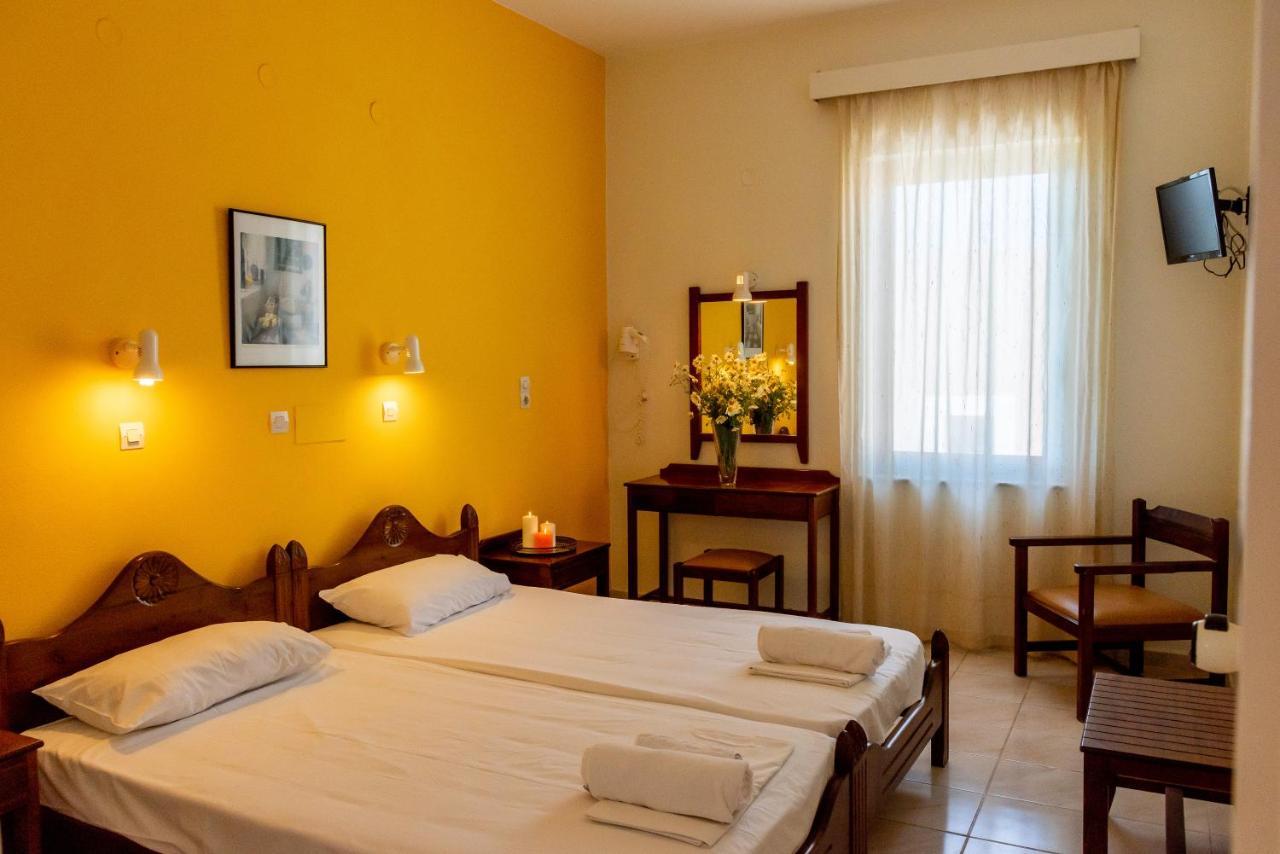 Almyra Apartments & Suites Sfakaki Luaran gambar