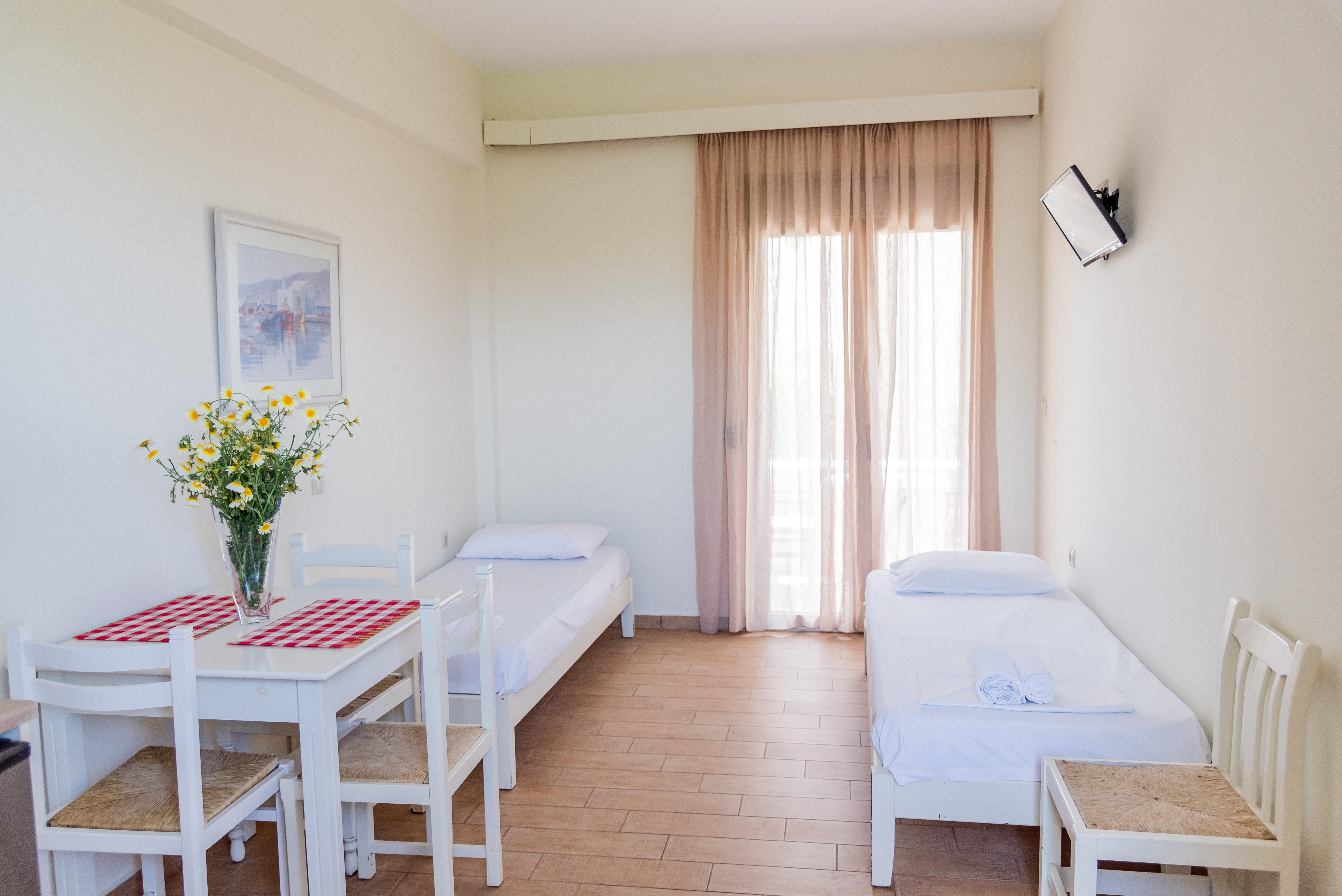 Almyra Apartments & Suites Sfakaki Luaran gambar