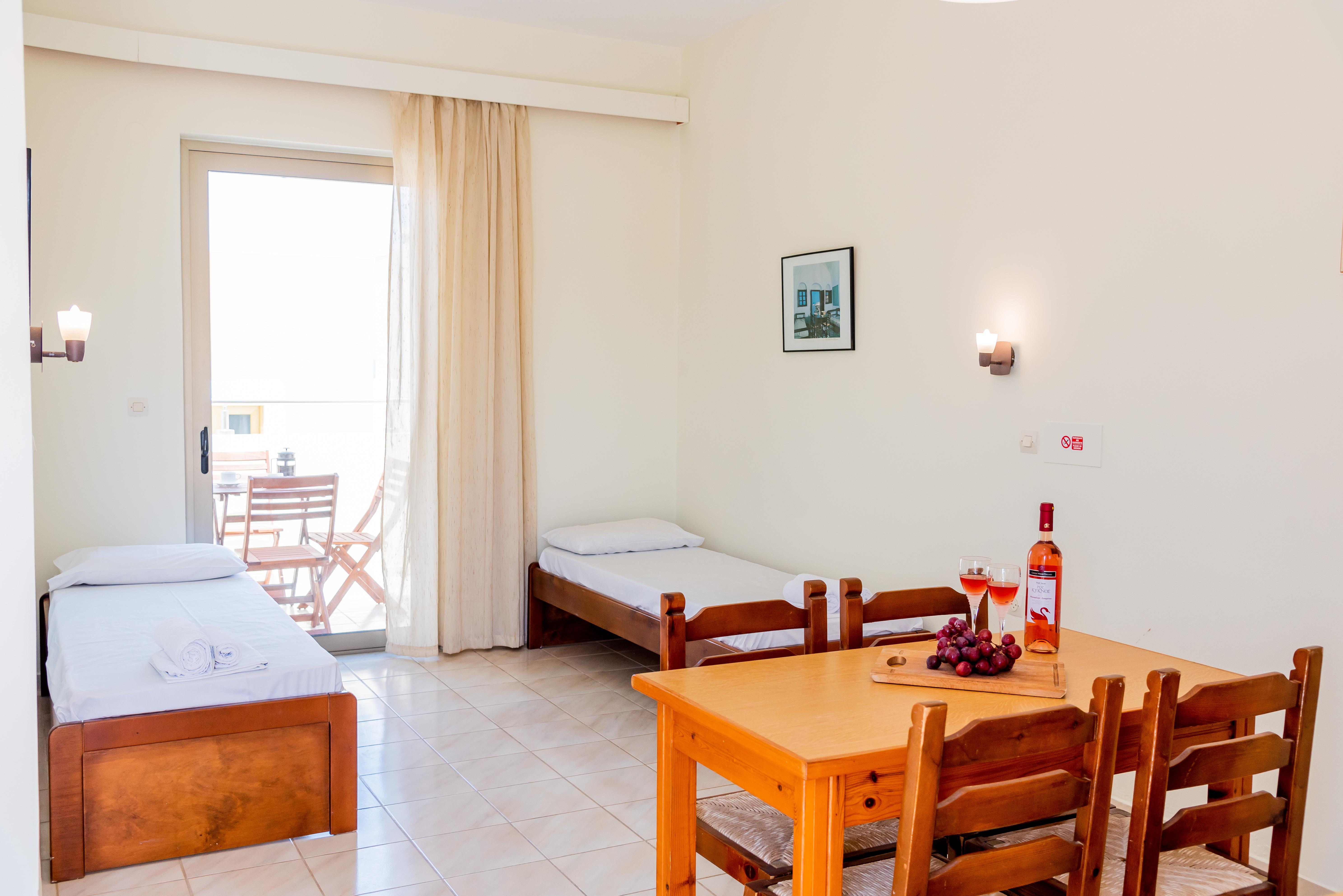 Almyra Apartments & Suites Sfakaki Luaran gambar