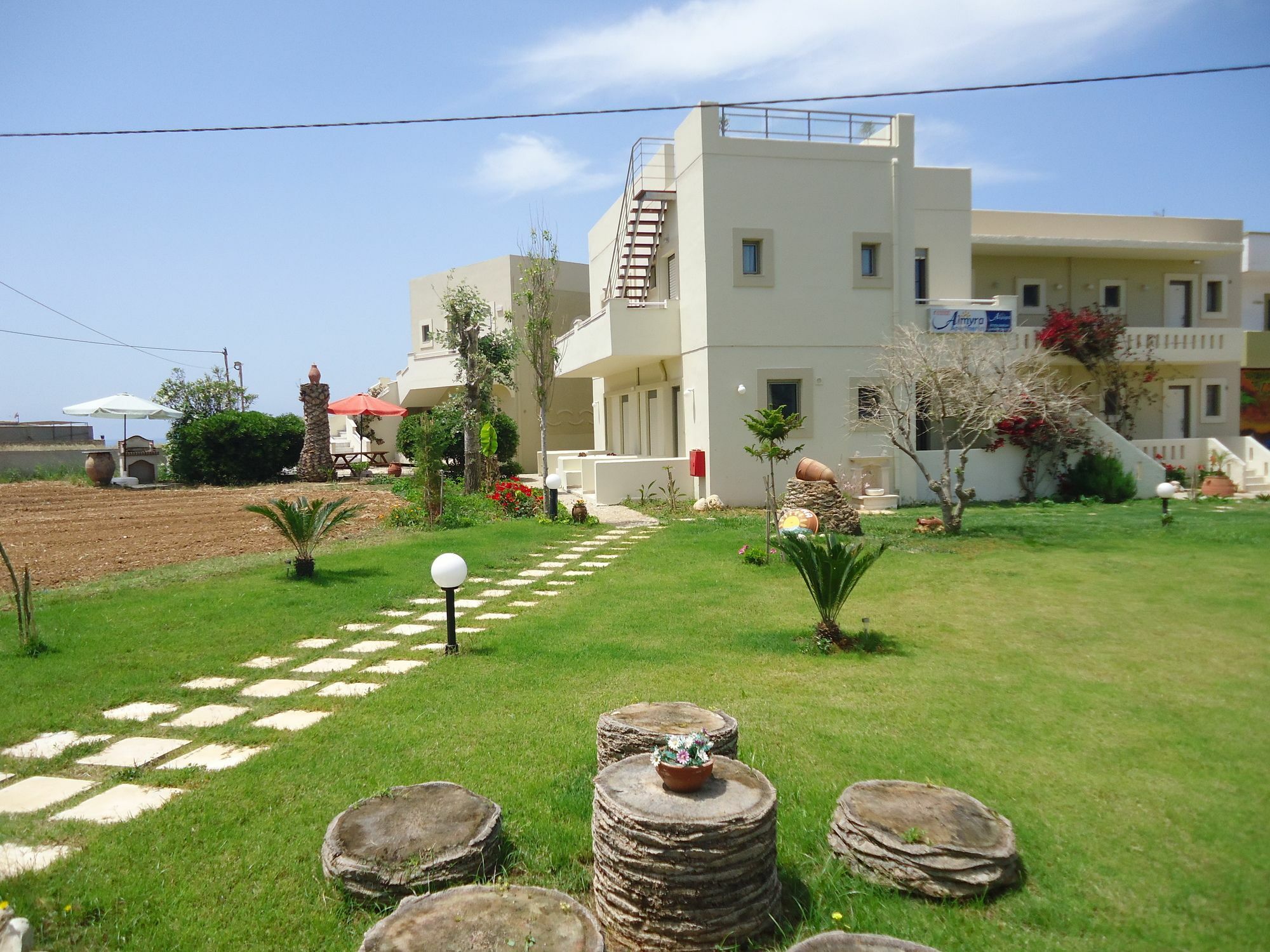 Almyra Apartments & Suites Sfakaki Luaran gambar